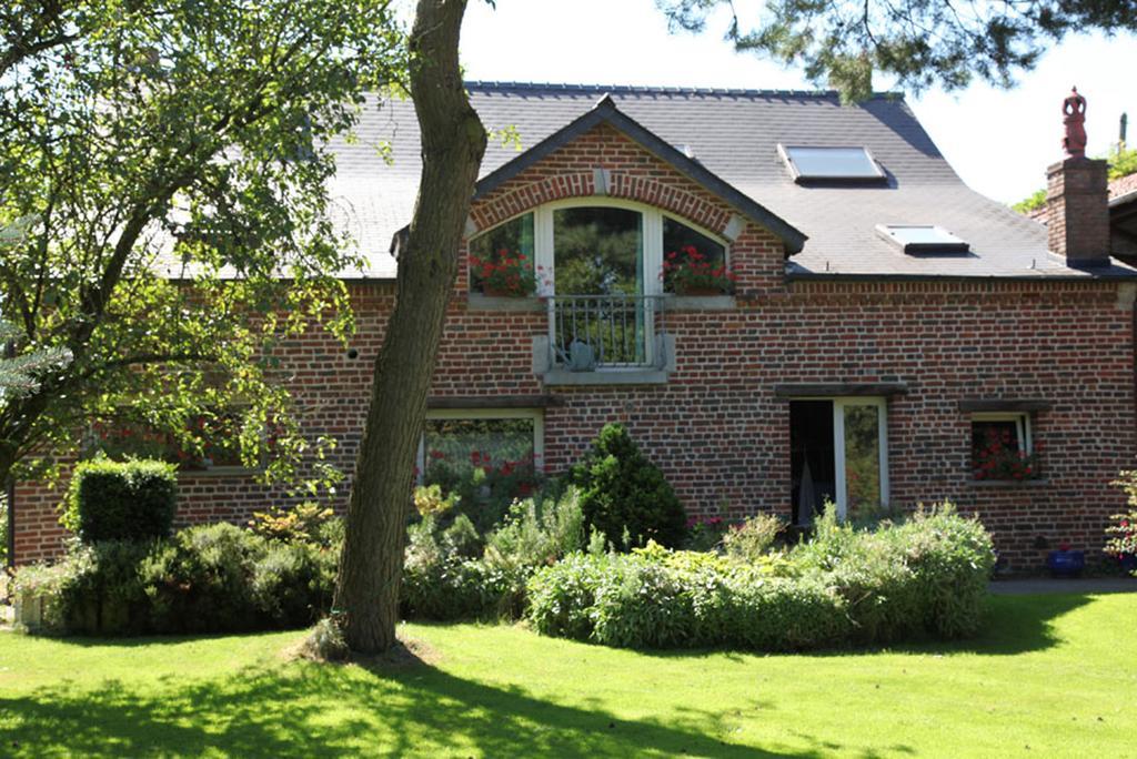 La Citadelle D'Hututu Bed & Breakfast Avesnes-sur-Helpe Екстериор снимка