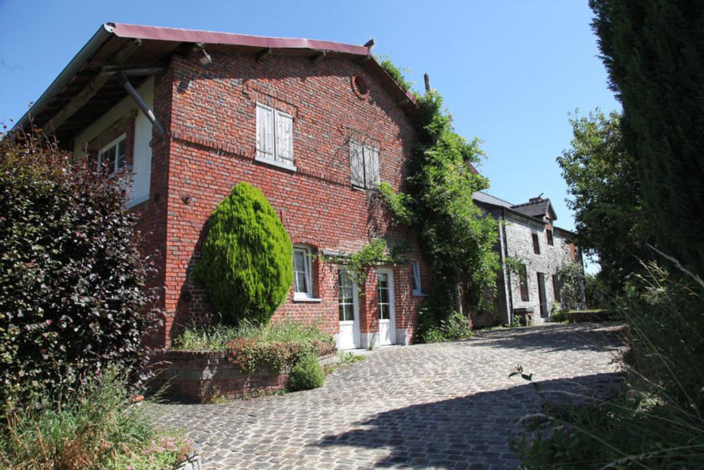 La Citadelle D'Hututu Bed & Breakfast Avesnes-sur-Helpe Екстериор снимка