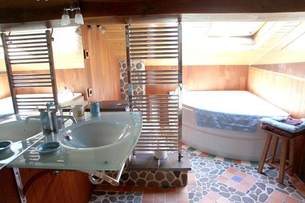 La Citadelle D'Hututu Bed & Breakfast Avesnes-sur-Helpe Стая снимка